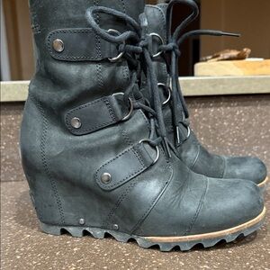 Sorel Joan of Arc Black Lace Up Wedge Boots